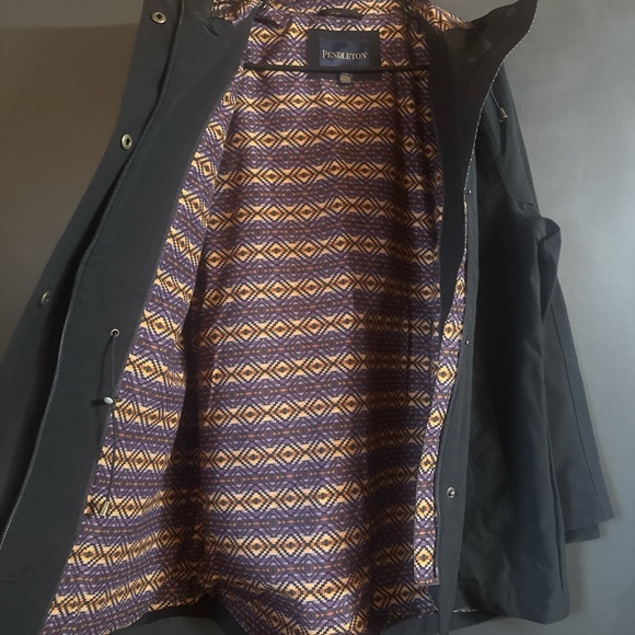 Pendleton Aztec Women’s Jacket - Picture 3 of 9